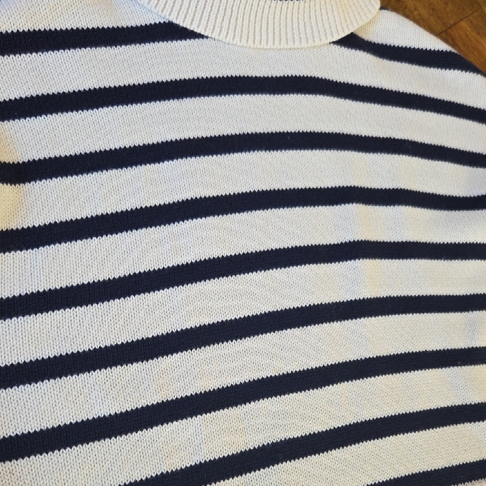 {Gap} 24-7 Split Hem Turtleneck Sweater in Off White & Navy (Small) - Picture 13 of 16